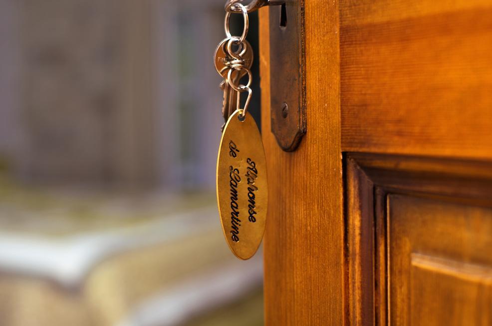 Bed and Breakfast L'Abri Du Poete Besse-sur-Issole Zimmer foto