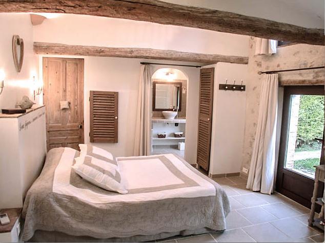 Bed and Breakfast L'Abri Du Poete Besse-sur-Issole Zimmer foto